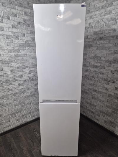Холодильник Beko CNKDN6335KC0W